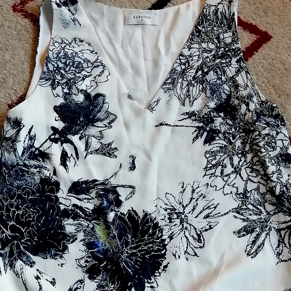 PRICE DROP!! Aritzia Murphy Blouse - Picture 2 of 9